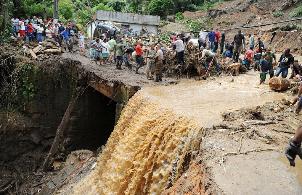 Brezilya'da aşırı yağış: 2 baraj çöktü, 40 kent sular altında, 20 kişi öldü 