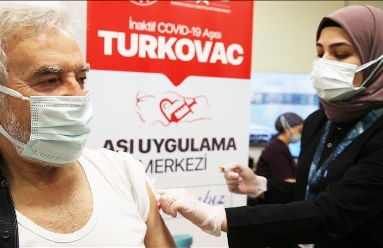 Turkey's daily Covid cases near 40,000 amid new surge