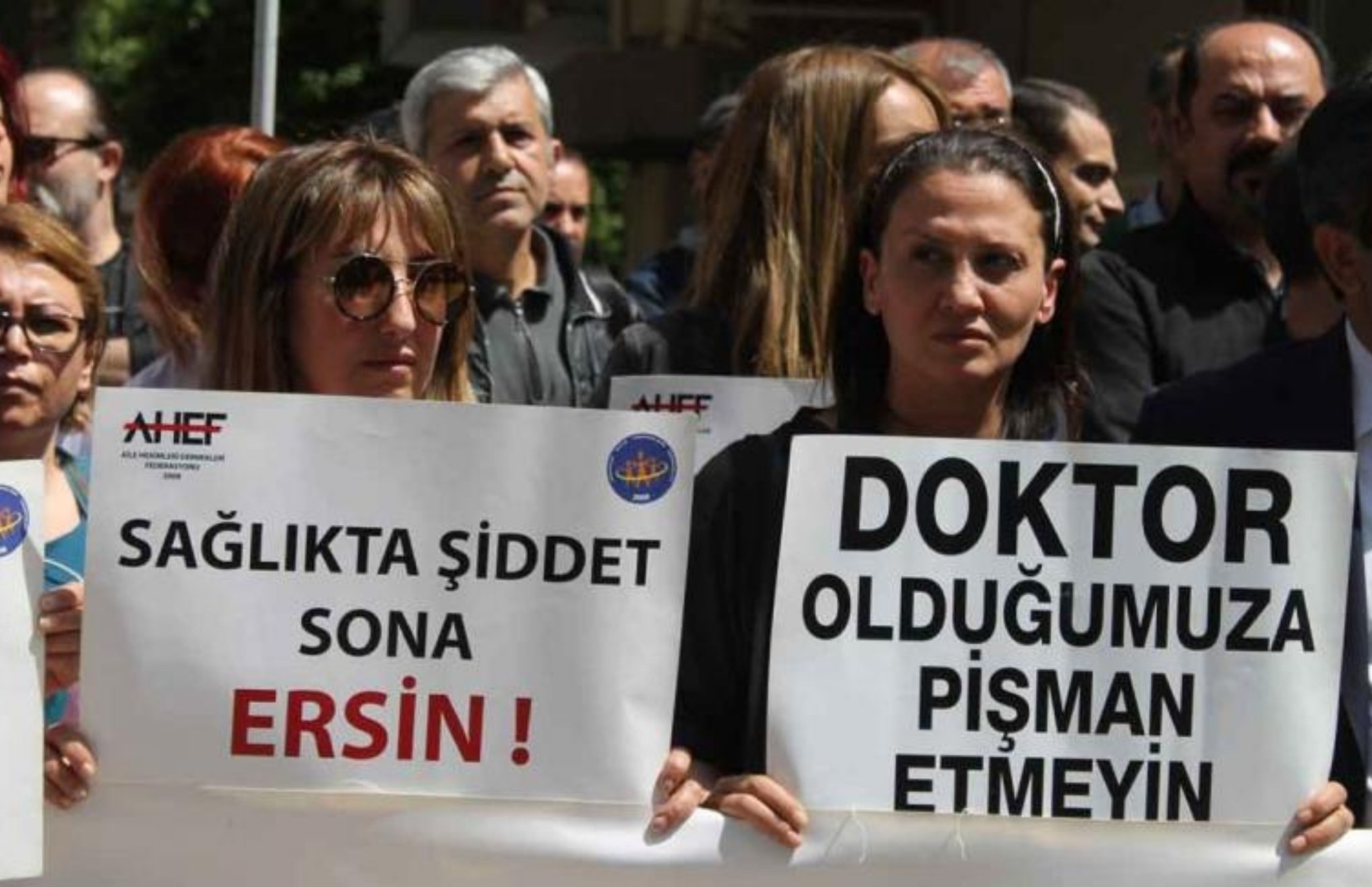 Turkish Medical Association calls on ministry to ‘penalize violence in healthcare’