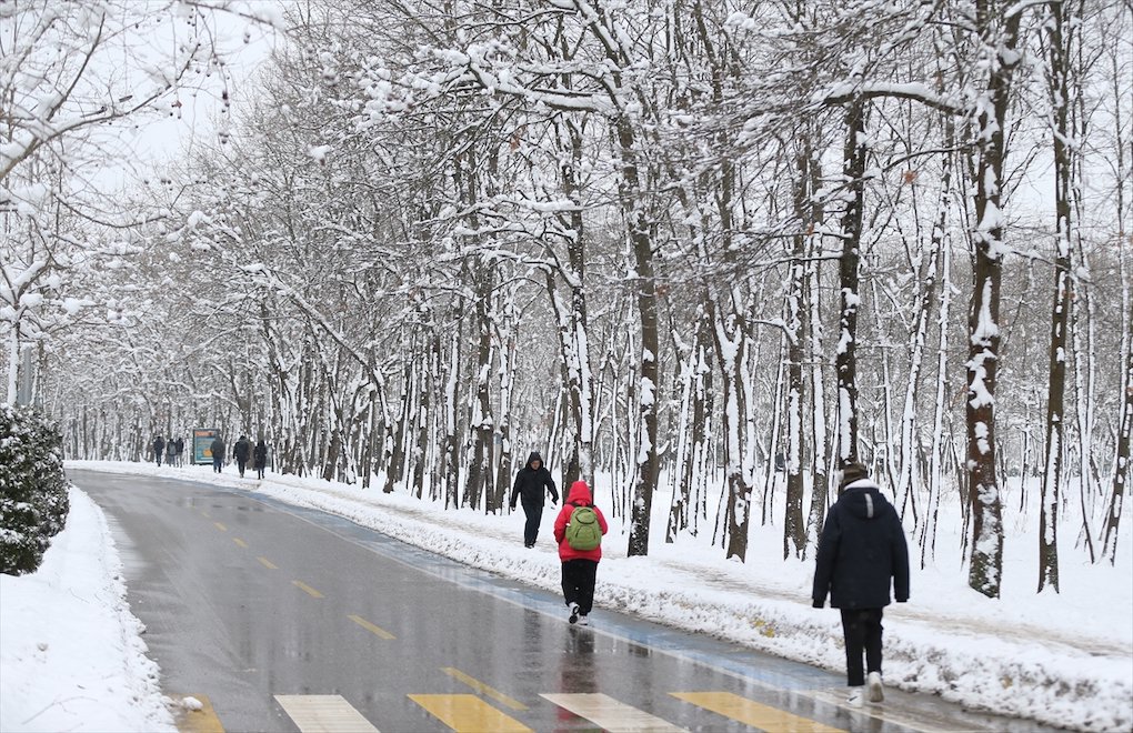 Kar yağışı: 19 ilde kamu çalışanlarına idari izin