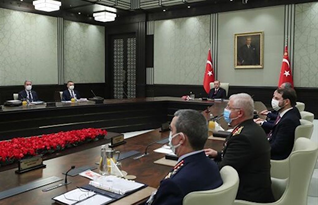 Turkey urges de-escalation of tensions between Russia, Ukraine