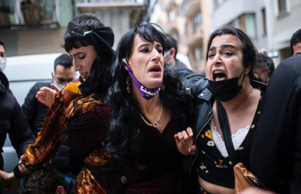 Five trans women fined over March 8 demonstration