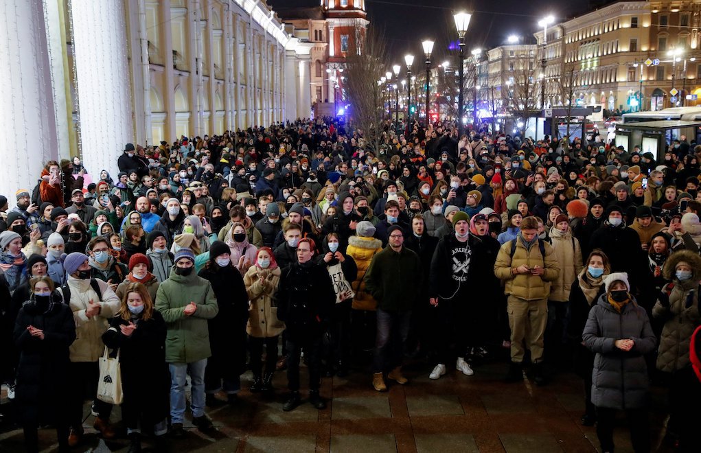 Rusya'da halk ve kanaat önderleri sokakta: "Savaşa hayır!"