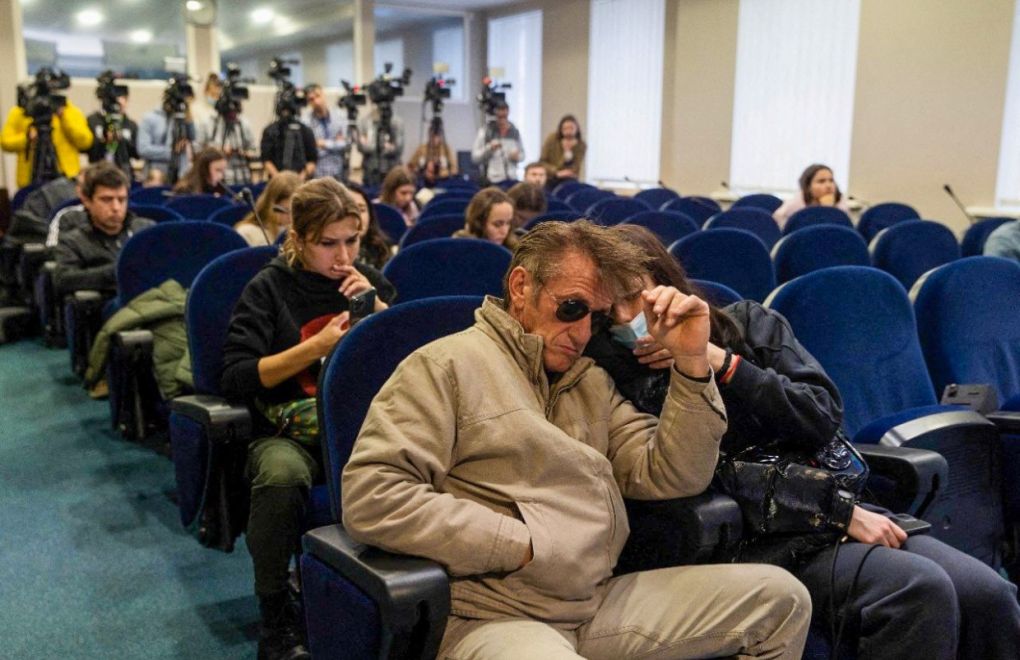 Oyuncu Sean Penn Ukrayna'da: Rusya saldırısının belgeselini yapacak 