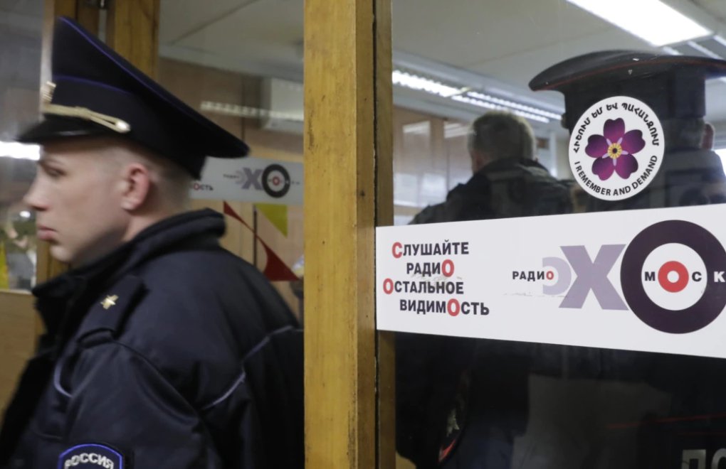 Rusya savaş karşıtı radyo kanalını kapattı
