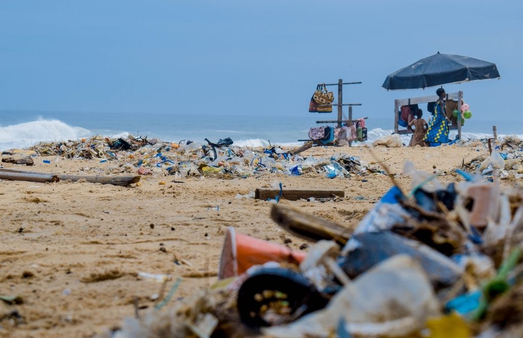 BM, plastik kirliliğini sona erdirmeyi amaçlayan kararı kabul etti