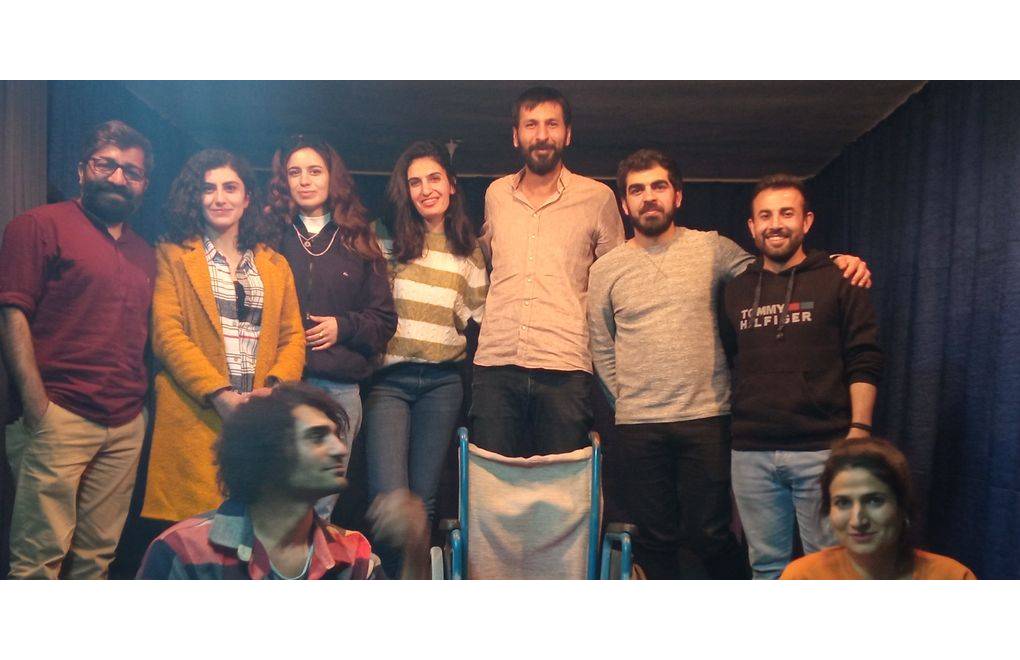 Şaneşîn Performans: Mardin’de Kürtçe tiyatro topluluğu kuruldu