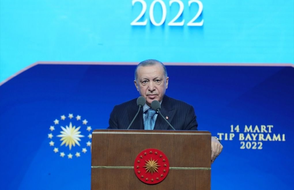 Erdoğan changes his tune on emigrating doctors, says 'we owe and need them'