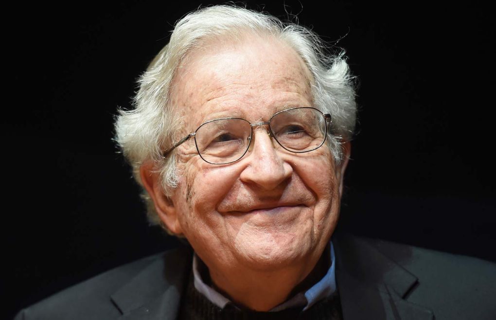 Ji Chomsky peyama Newrozê: Berxwedan û serkeftina gelê Kurd ji bo me dersek e