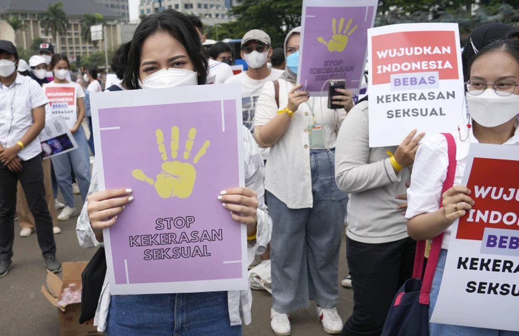 Endonezya’da tarihi karar: Cinsel Şiddet Yasasına onay verildi