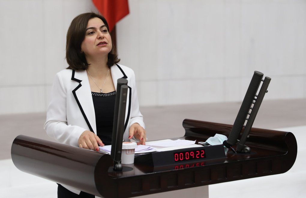 HDP’den Sağlık Bakanı Koca’ya HIV enfeksiyonu soruları 