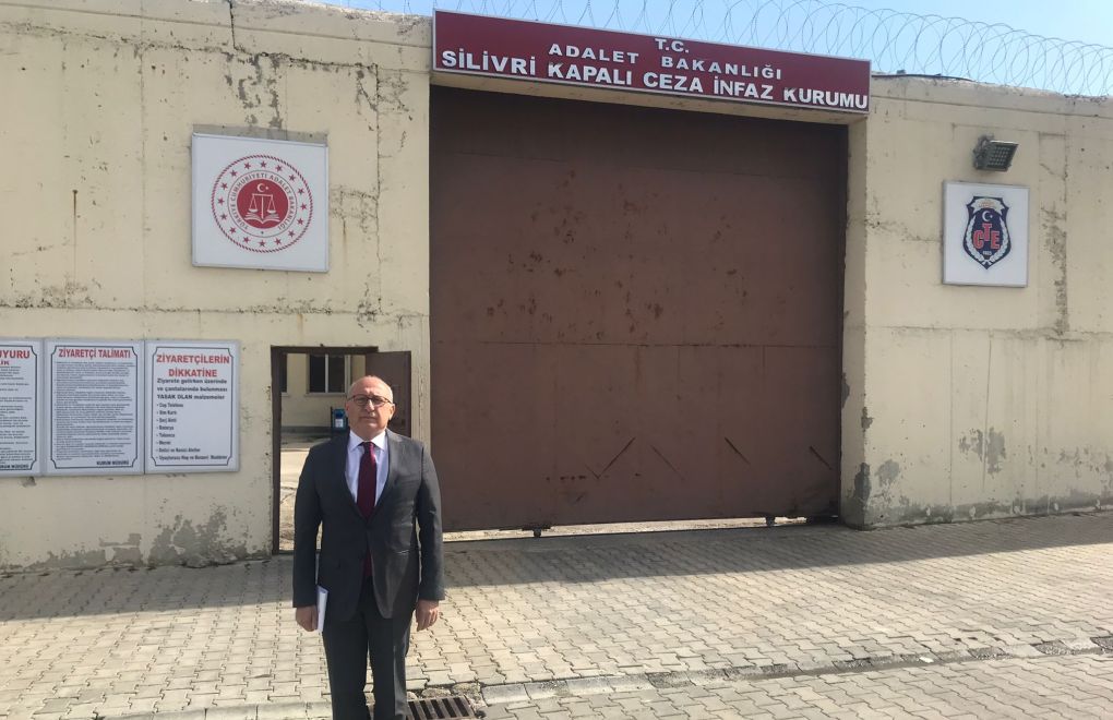 CHP Milletvekili Çakırözer cezaevinde Osman Kavala'yı ziyaret etti