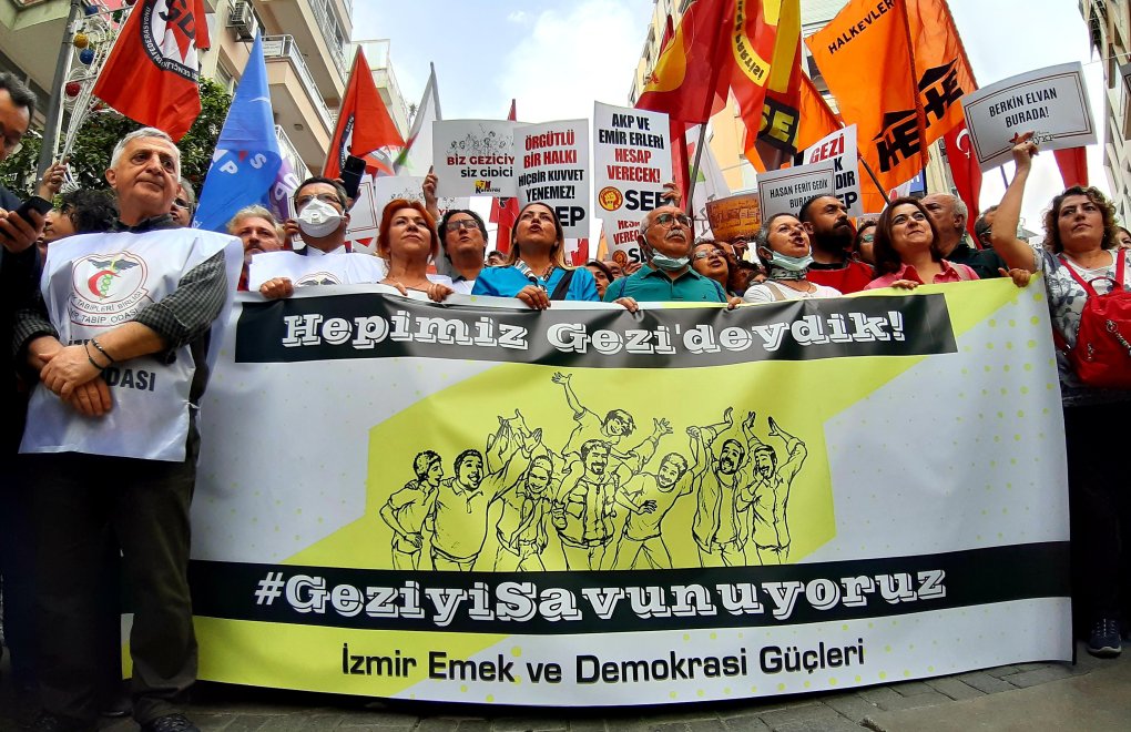 İzmir'de Gezi Davası protestosu: "Suçsa bizi de yargılayın"