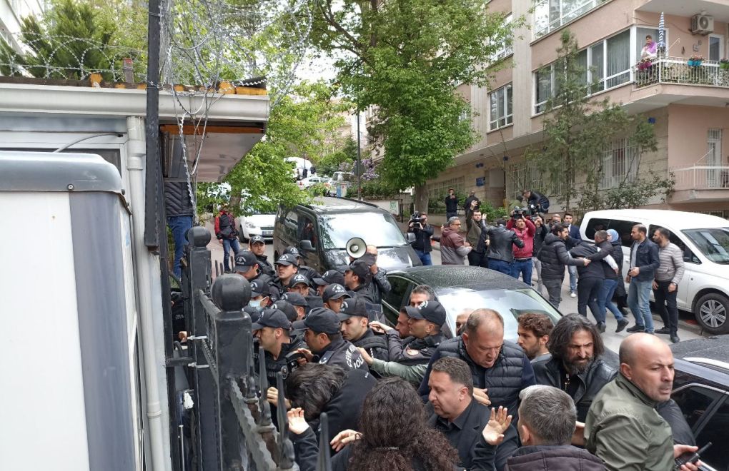 HDP Genel Merkezi önünde polis saldırısı | 8 gözaltı