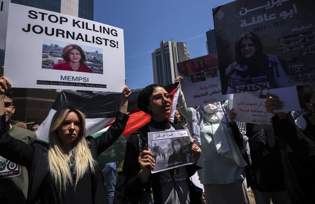 İsrail’in Filistinli gazeteciyi öldürmesi İstanbul'da protesto edildi