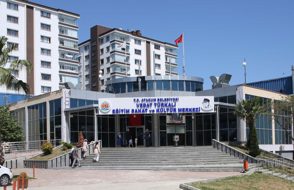 Samsun’da Atakum Belediyesi Vedat Türkali ismini tabeladan sildi