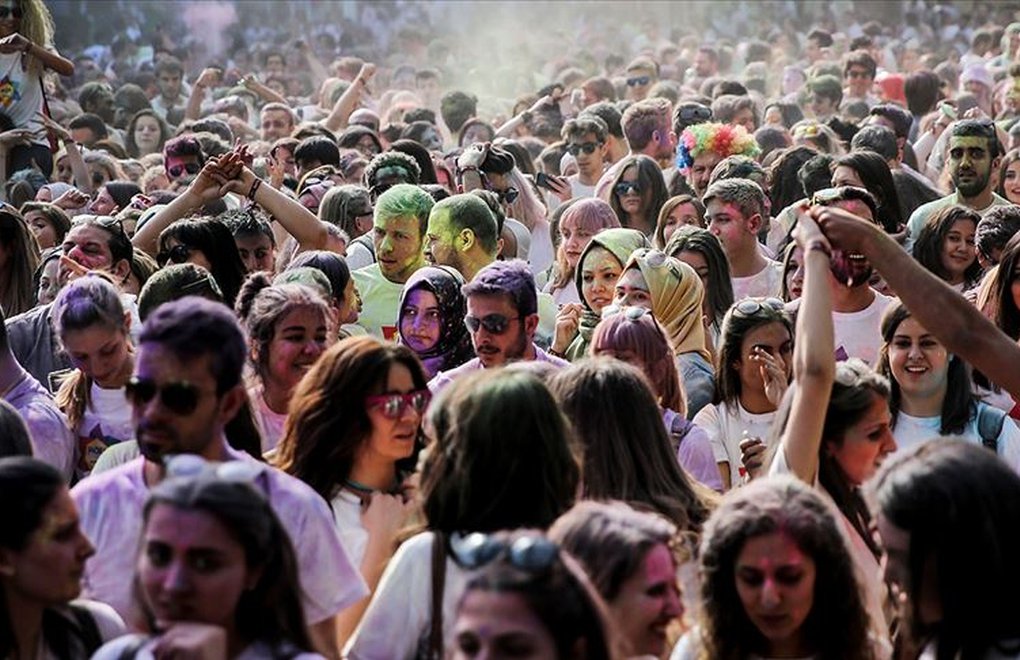 Türkiye nüfusunun yüzde 15,3'ü genç 