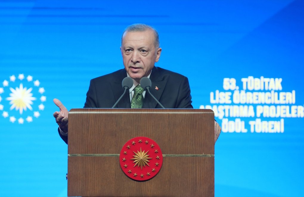 Erdoğan: Uzay yarışında ön saflarda olacağız