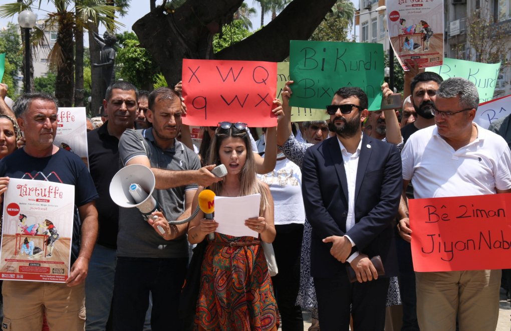 Kürtçe oyunun yasaklanmasına hem sokakta hem Meclis'te tepki