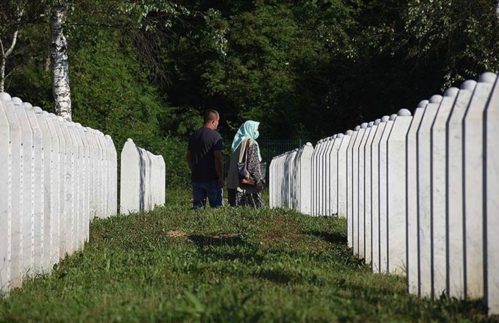 İki ülke, Srebrenitsa’nın soykırım olarak anılmasına ilişkin önergeleri kabul etti