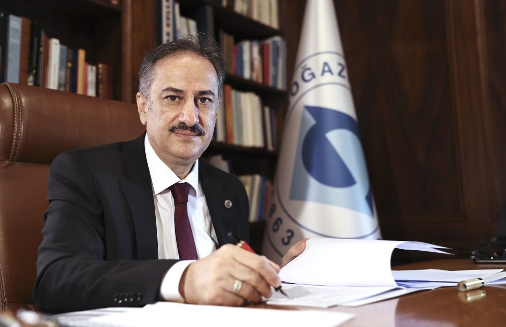 Erdoğan-appointed Boğaziçi rector, a physicist, appoints himself as acting Law Faculty dean