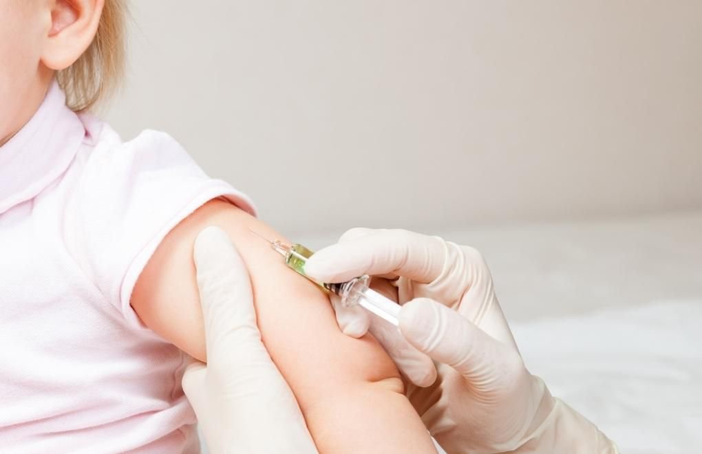Çocuk felci virüsü: Londra'da aşı seferberliği