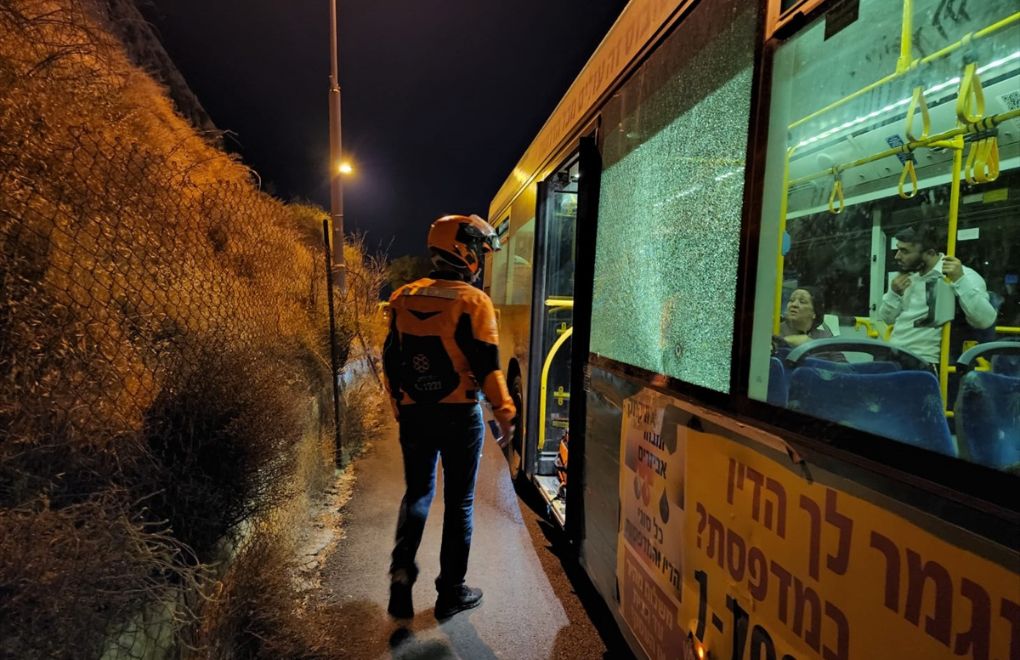 Kudüs’te otobüse silahlı saldırı: En az 8 yaralı