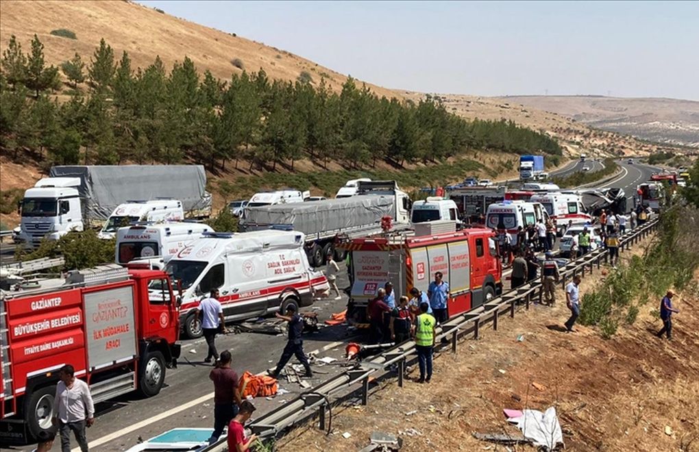 Antep'teki kazada ölü sayısı 16'ya yükseldi 