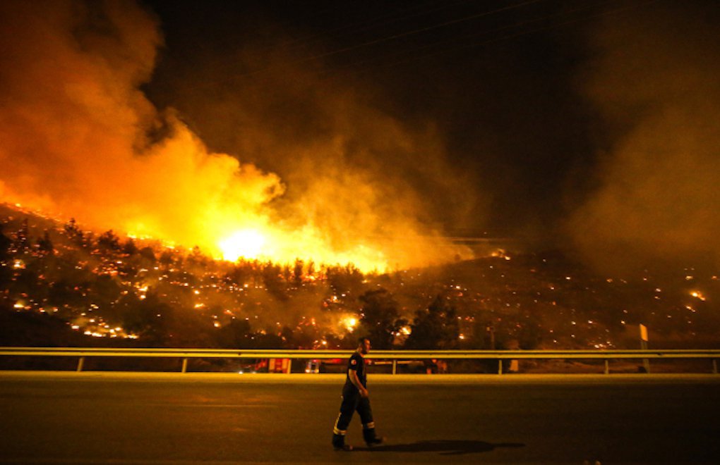 Gülnar yangını sürüyor | Bir günde 13 orman, 9 kırsal alan yangını çıktı