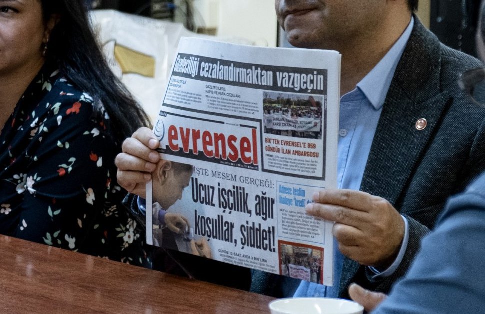 AYM'den cezaevinde Evrensel kararı: Başka 1800 gazete daha var