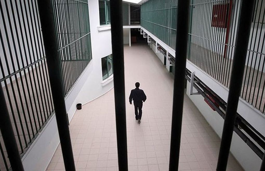 Cezaevi izinleri iki ay daha uzatıldı