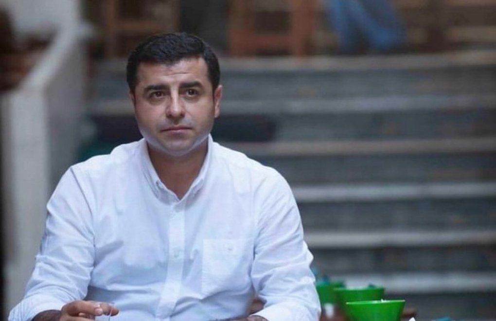 Davutoğlu, Demirtaş hakkındaki şikayetini geri çekti