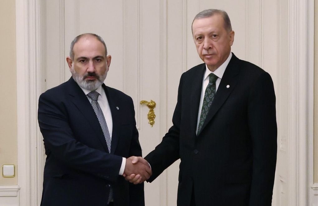 Erdoğan meets Pashinyan, says may meet Assad as well