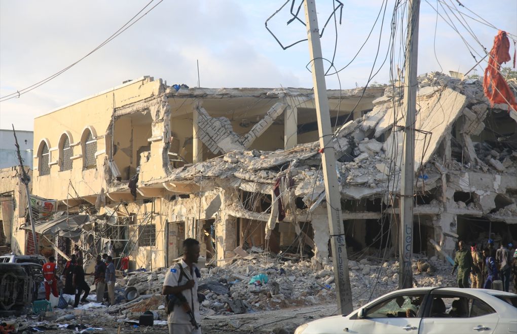 Somali’de bombalı saldırılar: 100 ölü