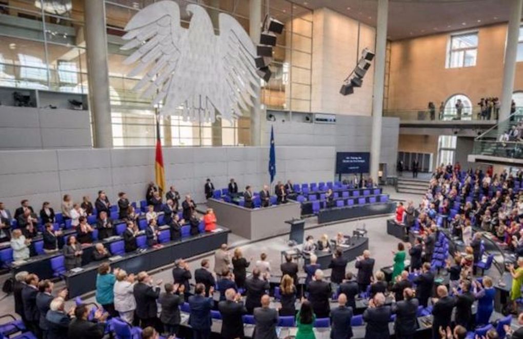 Almanya | Herkes için, daha kısa sürede çifte vatandaşlık hakkı