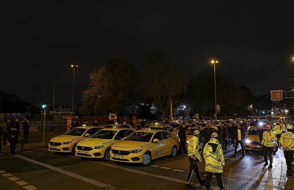 İstanbul’da taksicilerden eylem: "Taksi ücretleri düşük"