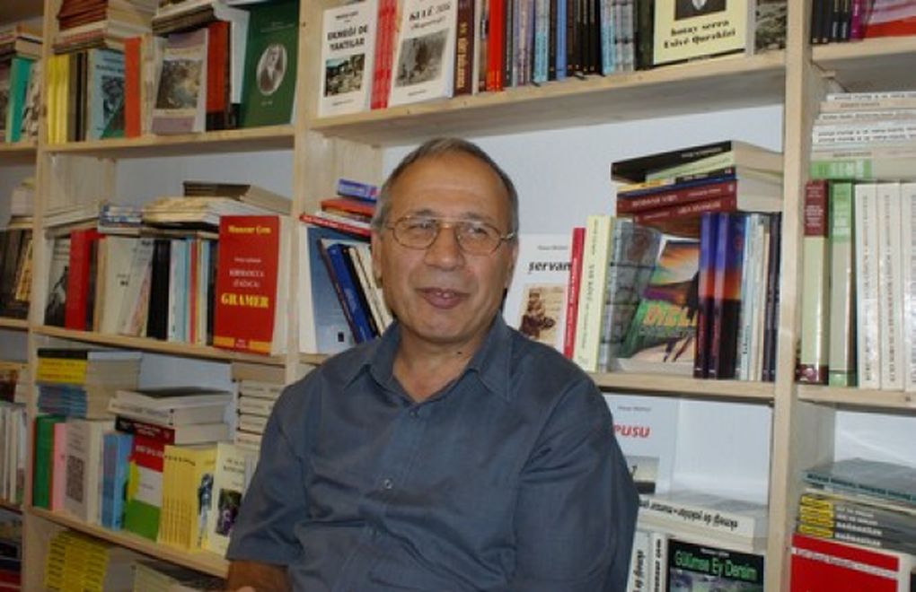 Yazar Munzur Çem hayatını kaybetti