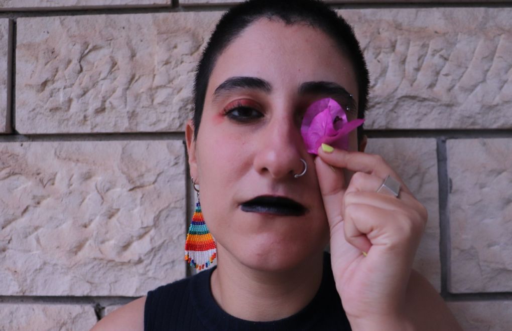 Mülteci LGBTİ+’lar anlatıyor: Adı konmamış bir hapishanedeyiz