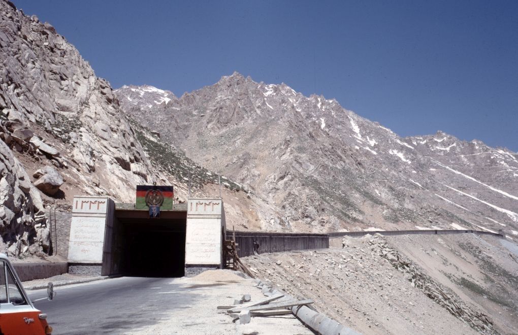Afganistan | Tünelde yakıt tankeri patladı: 19 ölü