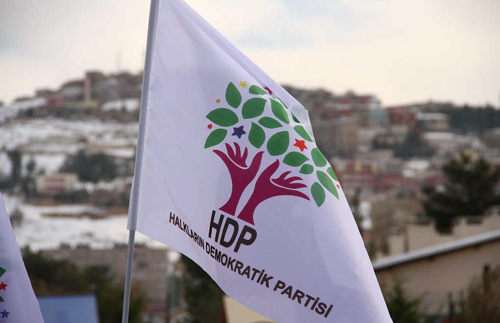 HDP'nin hazine yardımına blokeye 2 bin 393 kişi ve 76 kuruluştan itiraz