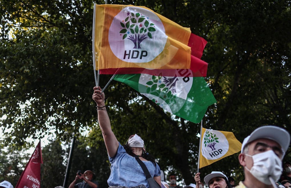 Derya Kömürcü: "HDP Türkiye'nin üçüncü partisi, elindeki her imkanı değerlendirebilir"