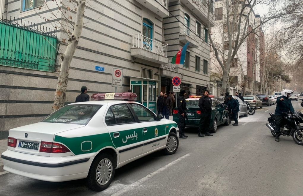 Azerbaycan’ın Tahran Büyükelçiliğine silahlı saldırı: 1 ölü, 2 yaralı