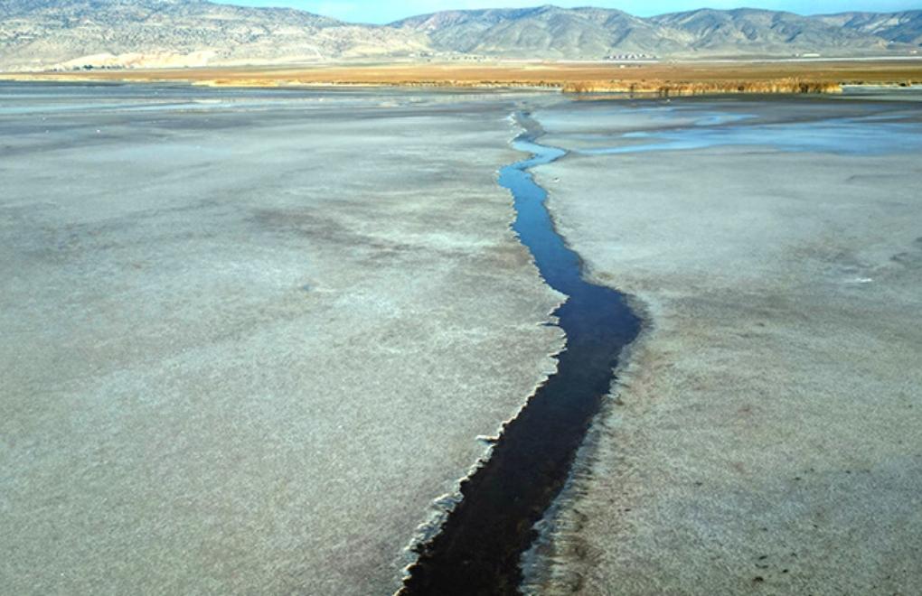 Tuz Gölü'nün su alanı yüzde 10’a kadar düştü