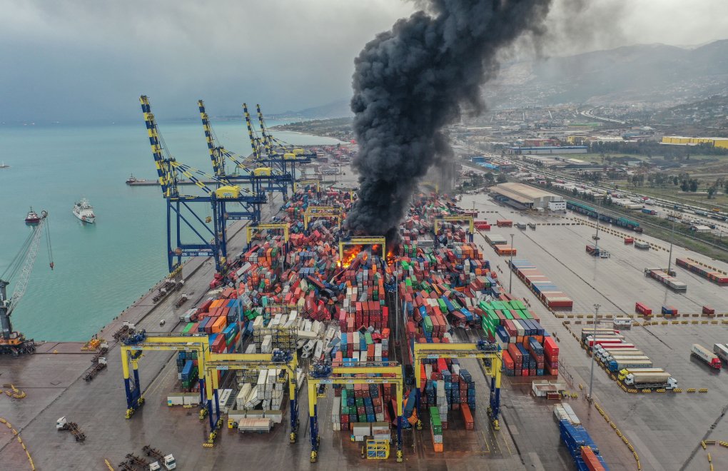 Fire in İskenderun Port not yet put out