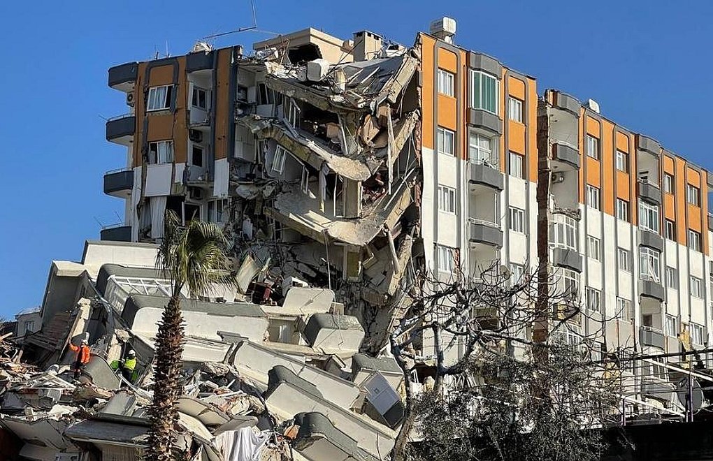 Depremlerde yaşamını yitirenlerin sayısı 29 bin 605'e ulaştı