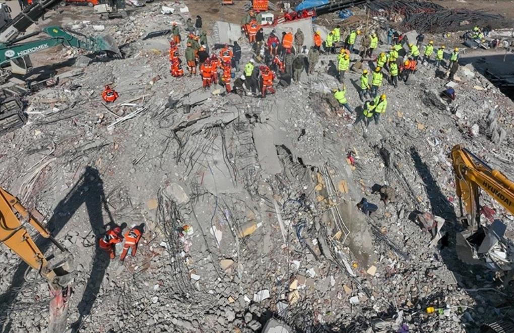 Antep'te yıkılan 25 binaya ilişkin beş şüpheli tutuklandı