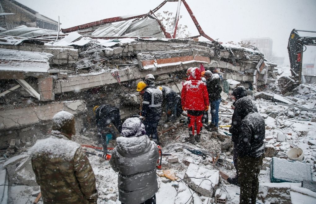 AFAD: 6 Şubat depremlerinde 44 bin 374 kişi öldü 
