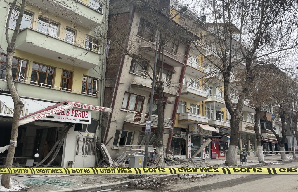 Malatya’da 5.6 büyüklüğünde deprem, 1 kişi hayatını kaybetti