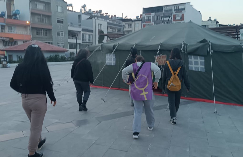 Police prevent feminist activists from distributing aid in Hatay