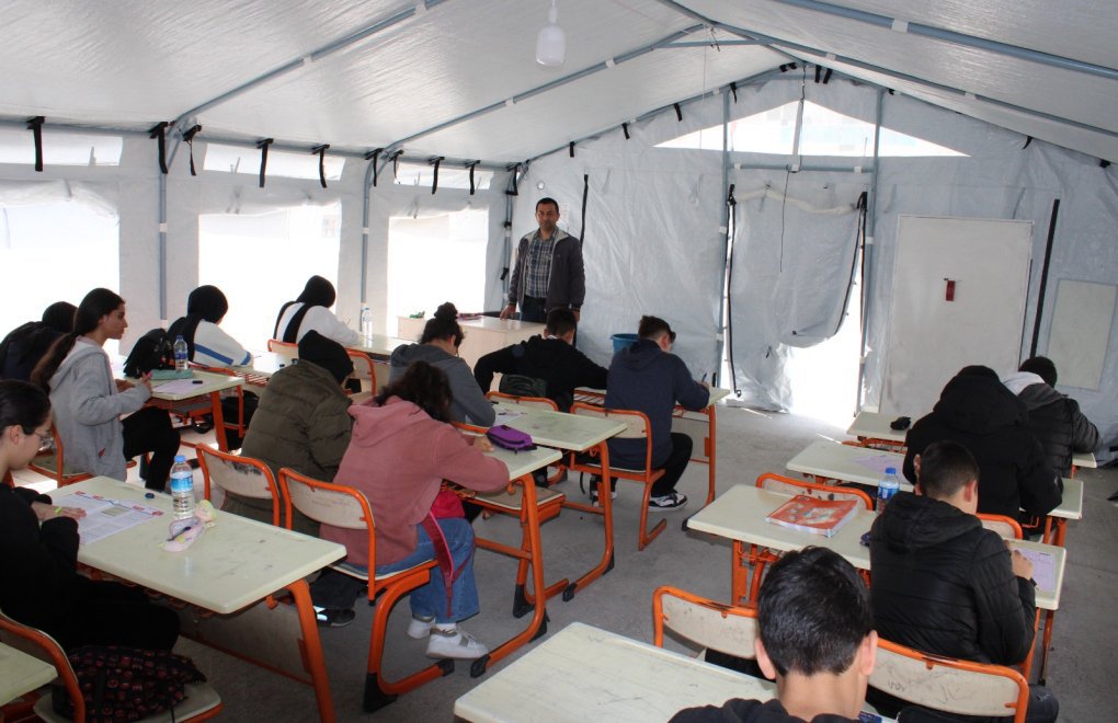 Education continues in 1649 tents in quake-hit regions